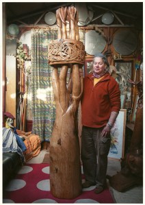 robin with finished carving